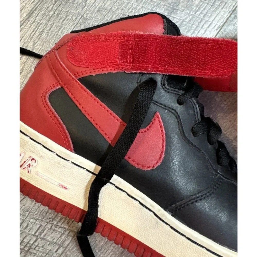 Nike Air Force 1 Shoes Youth 5 Y Mid '06 Leather Black‎ Red Sneakers 314195-061